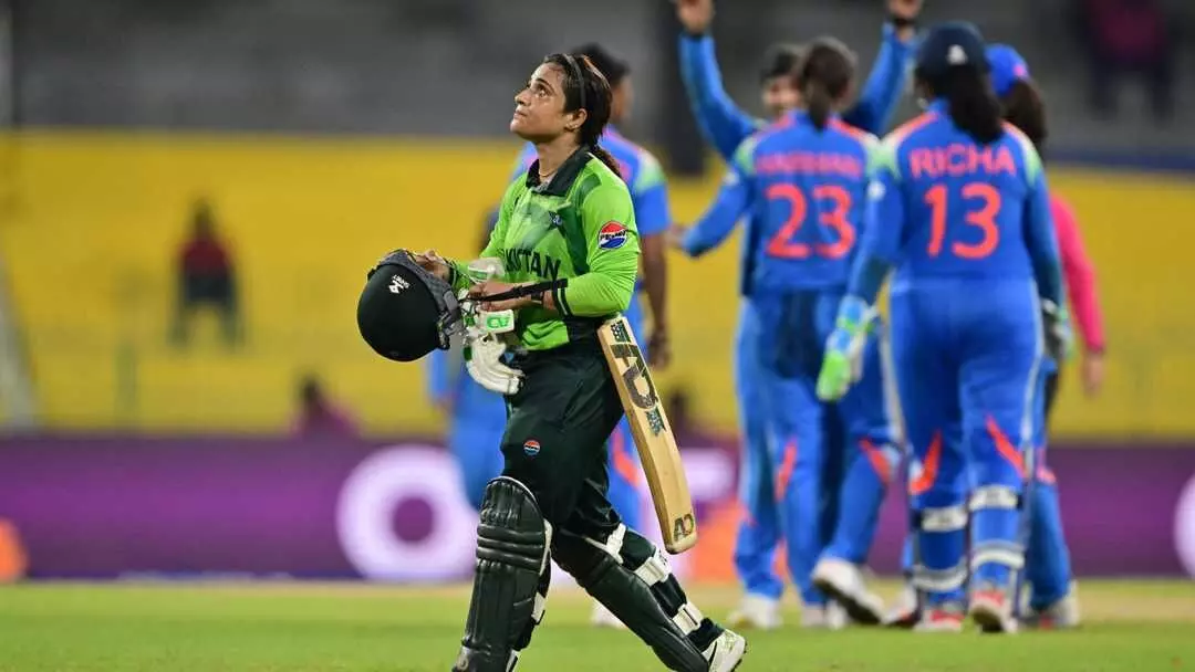 Sidra Amin Reprimanded for Code of Conduct Breach After Frustrated Outburst in India Clash