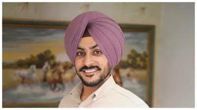 Punjabi Singer-Actor Rajvir Jawanda Passes Away at 35 in Mohali