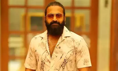 Rishab Shetty’s Kantara Chapter 1 Crosses ₹500 Crore, Actor Seeks Blessings at Siddhivinayak Temple