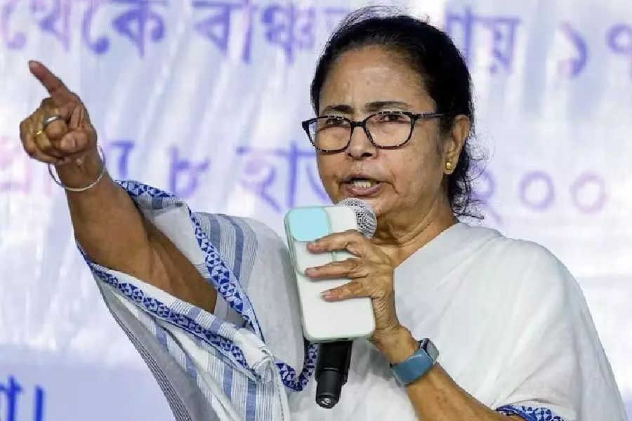 Mamata Banerjee Questions Survivor’s Late-Night Movements in Durgapur Medical College Assault Case
