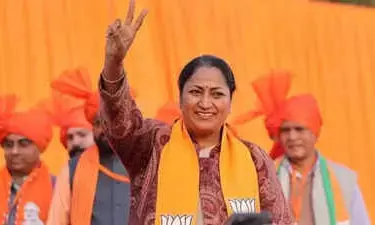 Delhi CM Rekha Gupta Backs NDA in Bihar, Calls for Continuity of Development-Oriented Governance