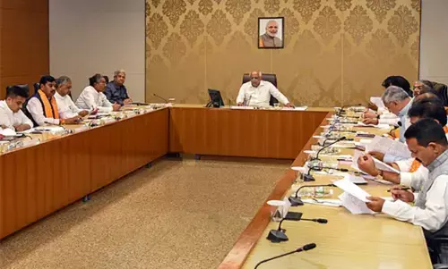 Gujarat Cabinet Resigns En Masse Ahead of Major Reshuffle; New Ministers to Take Oath Friday