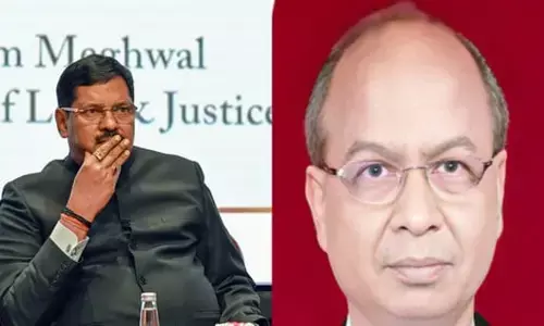 Criminal Contempt Proceedings Approved Against Lawyer for Shoe-Throwing Incident at CJI Gavai