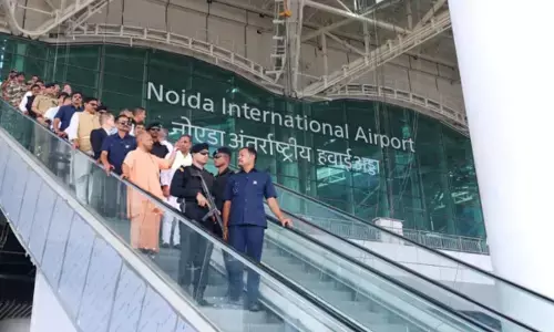 CM Yogi Reviews Final Preparations for Noida International Airport Ahead of PM Modi’s Inauguration