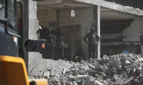 Seven Palestinians, Including Children, Killed in Israeli Strikes on Gaza Amid Fragile Ceasefire