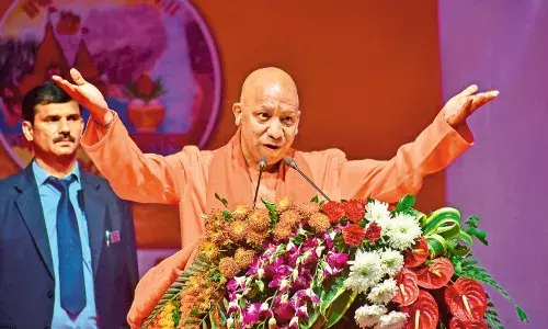 CM Yogi Reviews Chhatrapati Shivaji Maharaj Museum in Agra, Calls for Completion by January