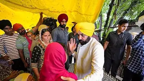 CM Bhagwant Mann Announces ₹1000 Monthly Assistance for Women in Punjab