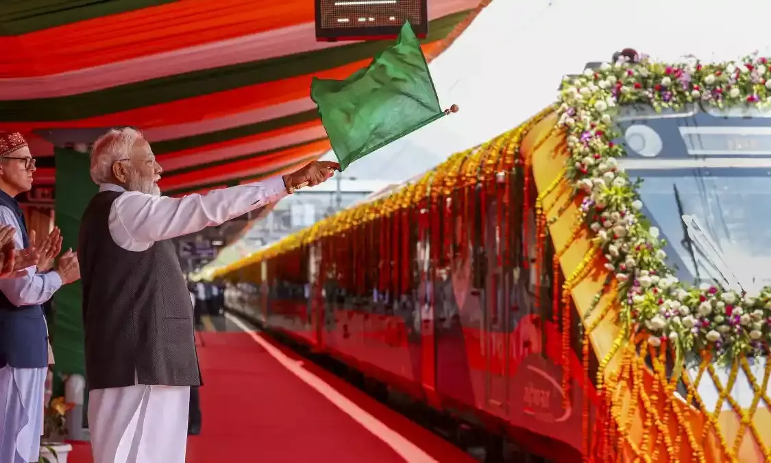 PM Modi Flags Off Four New Vande Bharat Trains, Calls Them Symbols of a ‘Viksit Bharat’