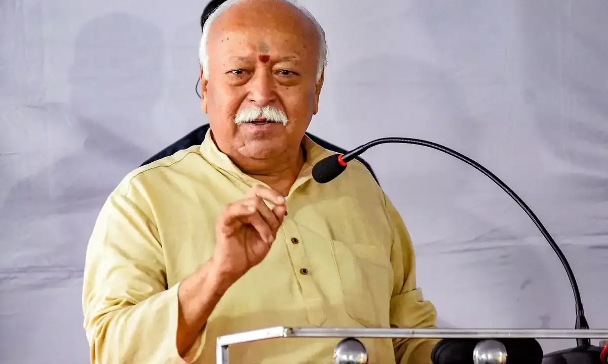 Mohan Bhagwat Explains Difference Between Hinduism and Hindutva, Calls for ‘Decolonising the Mind’