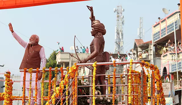 Modi Leads Grand Janjatiya Gaurav Diwas Celebrations, Pays Tribute to Birsa Munda