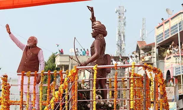 Modi Leads Grand Janjatiya Gaurav Diwas Celebrations, Pays Tribute to Birsa Munda