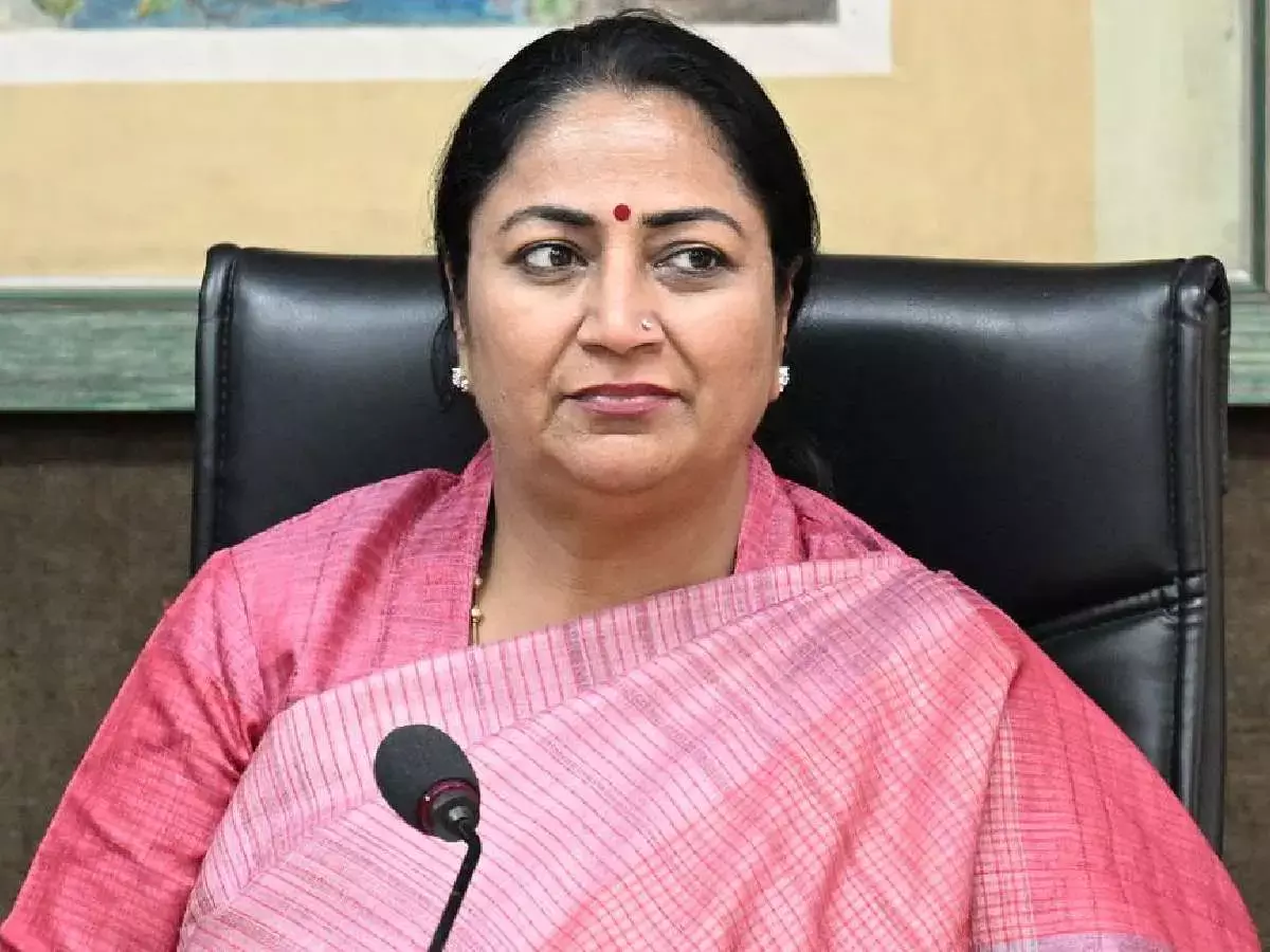 CM Rekha Gupta Unveils Key Development Works in Shalimar Bagh, Reviews Atal Canteen Progress