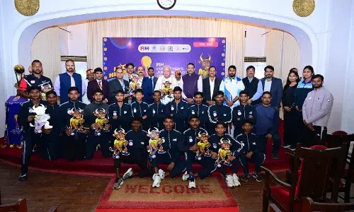 Governor Arif Mohammad Khan Unveils Hockey Junior World Cup 2025 Trophy at Patna’s Raj Bhavan