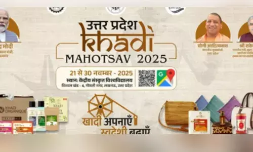 UP Showcases Rural Enterprise and Traditional Crafts at Khadi Mahotsav 2025 in Lucknow
