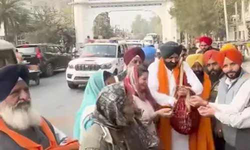 Anandpur Sahib Immersed in Seva: Mann Govt Leaders Serve as Volunteers at Guru Tegh Bahadur Ji’s 350th Martyrdom Celebrations
