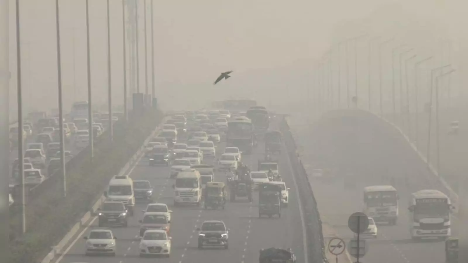 Ethiopian Volcano Ash Cloud Sweeps Over North India but Leaves Delhi’s AQI Largely Unaffected