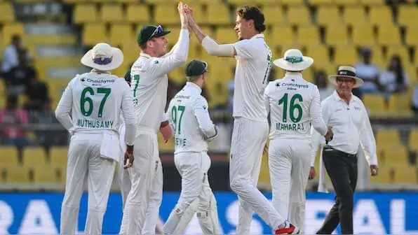 South Africa Set India 549-Run Target, Reduce Hosts to 27/2 in Guwahati