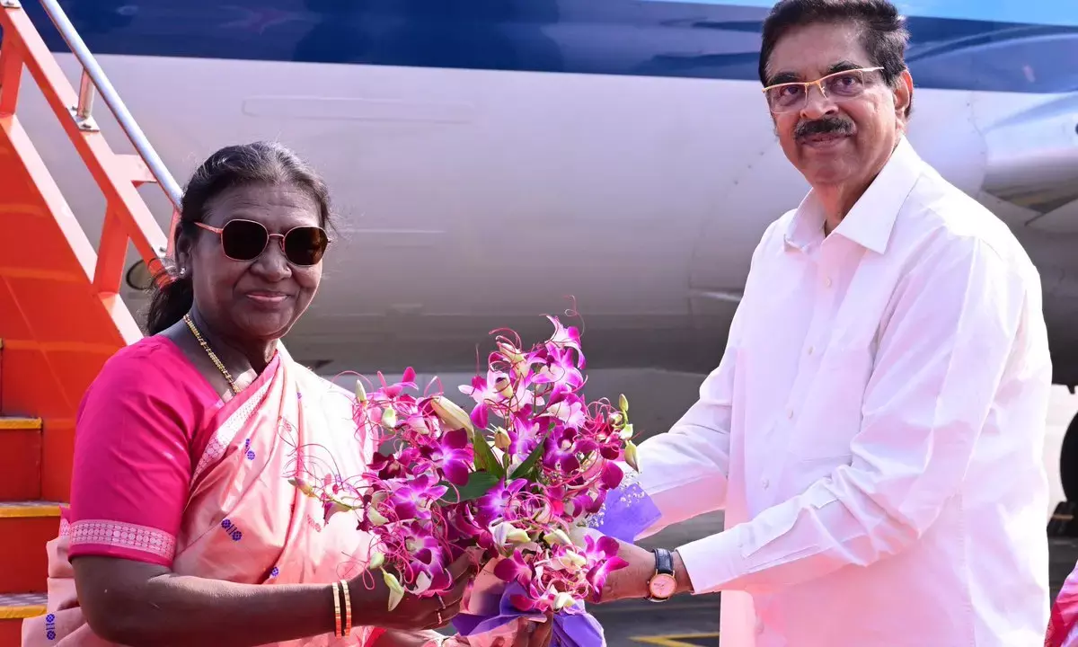 Odisha Governor Welcomes President Murmu to Assembly in an Emotional Homecoming