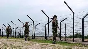 BSF on High Alert Over Rising Fundamentalism in Bangladesh, Steps Up Border Security in Meghalaya BSF on High Alert Over Rising Fundamentalism in Bangladesh, Steps Up Border Security in Meghalaya