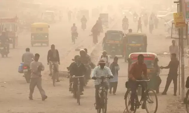 Opposition Declares Delhi Pollution a ‘National Health Emergency’, Presses Centre for Immediate Action