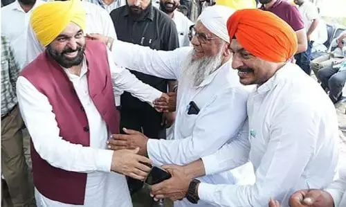 AAP’s Rural Development Push Poised to Shape Punjab’s Zila Parishad, Block Samiti Polls AAP’s Rural Development Push Poised to Shape Punjab’s Zila Parishad, Block Samiti Polls