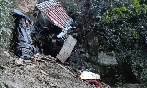 18 Assam Laborers Killed as Truck Plunges Into Gorge in Arunachal; PM Modi Announces Compensation 18 Assam Laborers Killed as Truck Plunges Into Gorge in Arunachal; PM Modi Announces Compensation