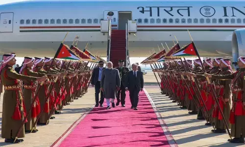 PM Modi Arrives in Jordan on Two-Day Visit, Receives Ceremonial Welcome in Amman PM Modi Arrives in Jordan on Two-Day Visit, Receives Ceremonial Welcome in Amman
