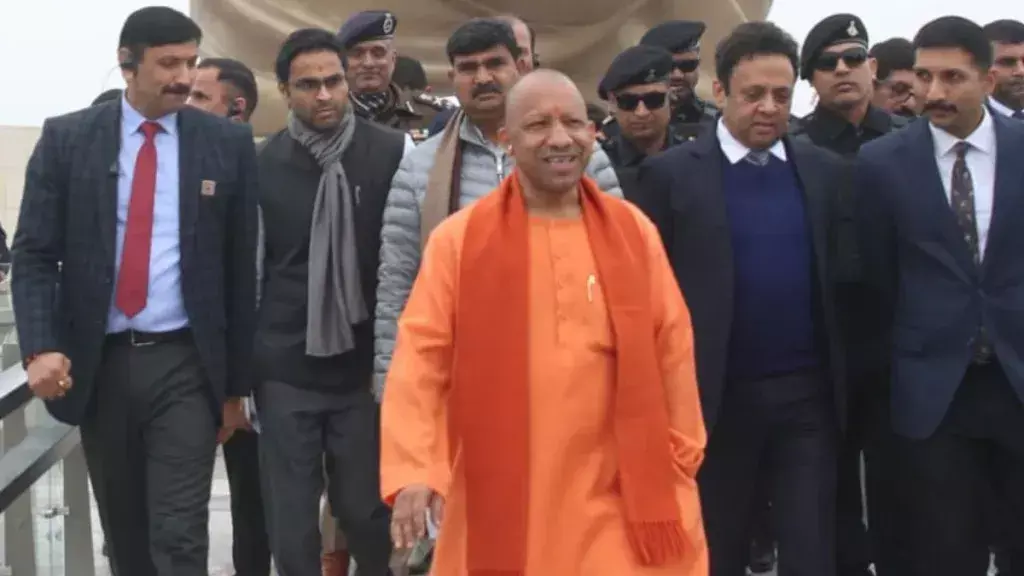 Yogi Adityanath Reviews Preparations for Narendra Modi’s December 25 Visit to Inaugurate Rashtra Prerna Sthal