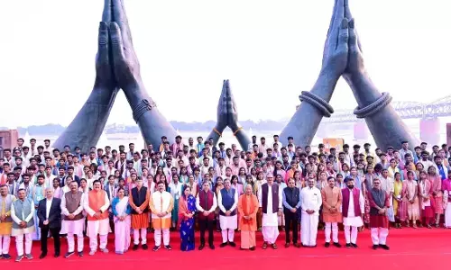 Kashi Tamil Sangamam 4.0: 300 Students from Varanasi Begin Cultural Journey in Chennai