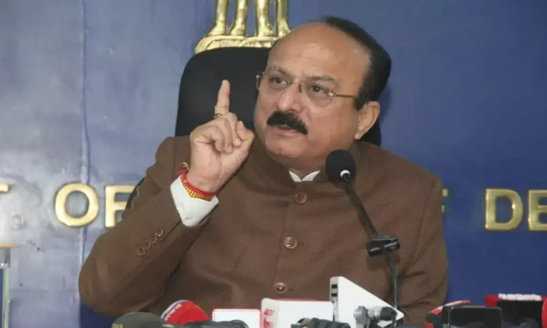 Ashish Sood Says Kejriwal Will Play “Victim Card” After FIR Over Stray Dogs Circular