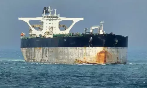 US Seizes Russian Oil Tanker in High-Stakes Atlantic Operation