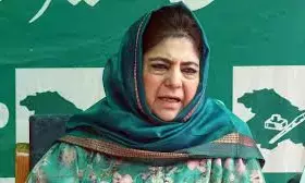 Mehbooba Mufti Warns of “Dangerous Precedent” in Withdrawal of Medical College Recognition in J&K