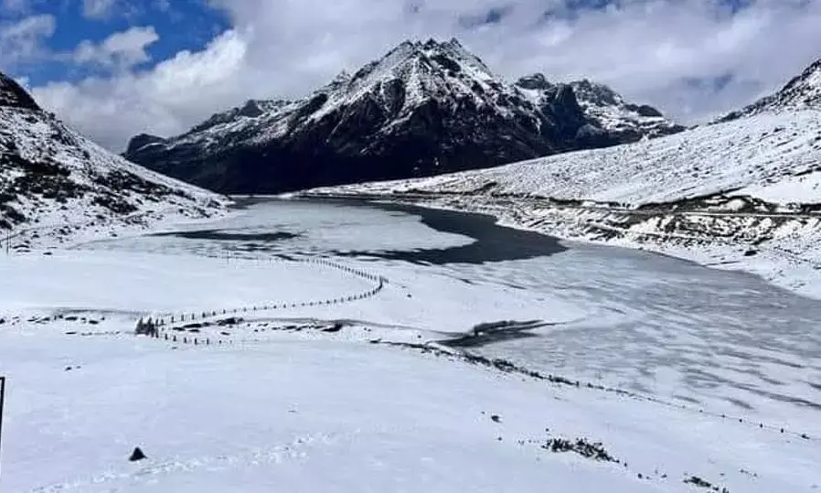 Two Kerala Tourists Drown After Slipping Into Frozen Sela Lake in Arunachal’s Tawang
