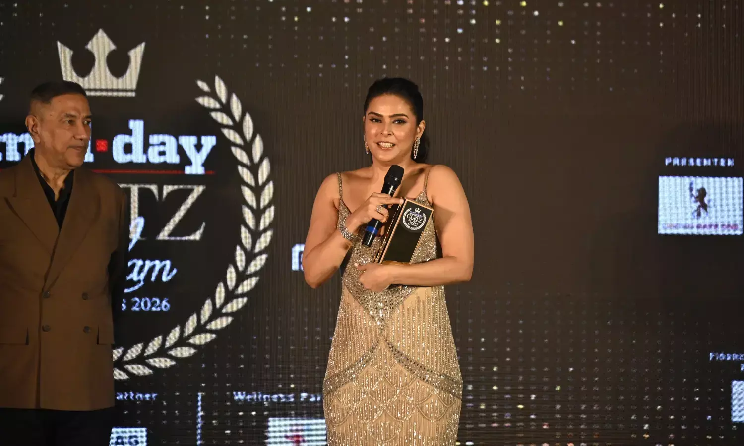 Madhurima Tuli Wins Iconic Performance Award for ‘Tehran’ at Midday Glitz & Glam Awards