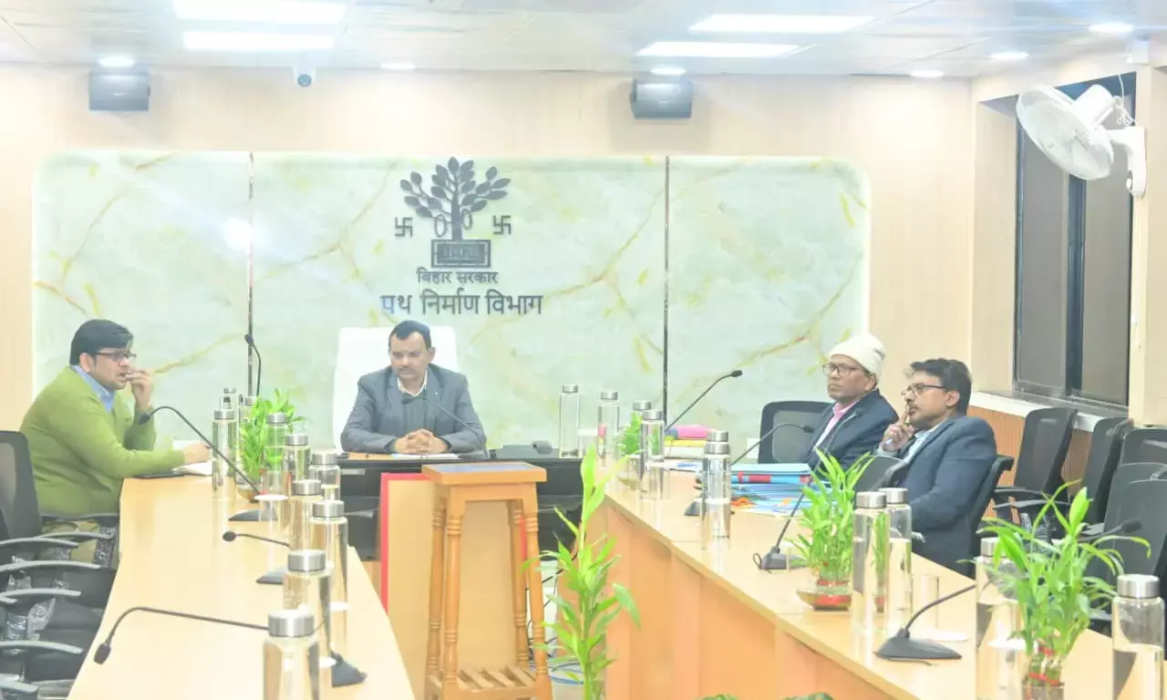 Secretary Shri Pankaj Kumar Pal Holds Key Meeting on Sultanganj–Aguwani Ghat Ganga Bridge Project