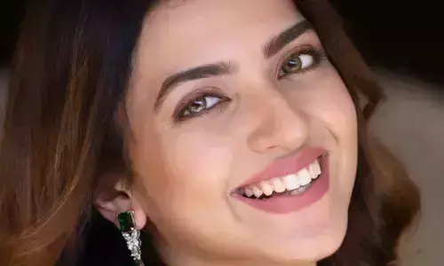 Breaking Language Barriers: Kashika Kapoor Earns Praise for Rare Multilingual Versatility