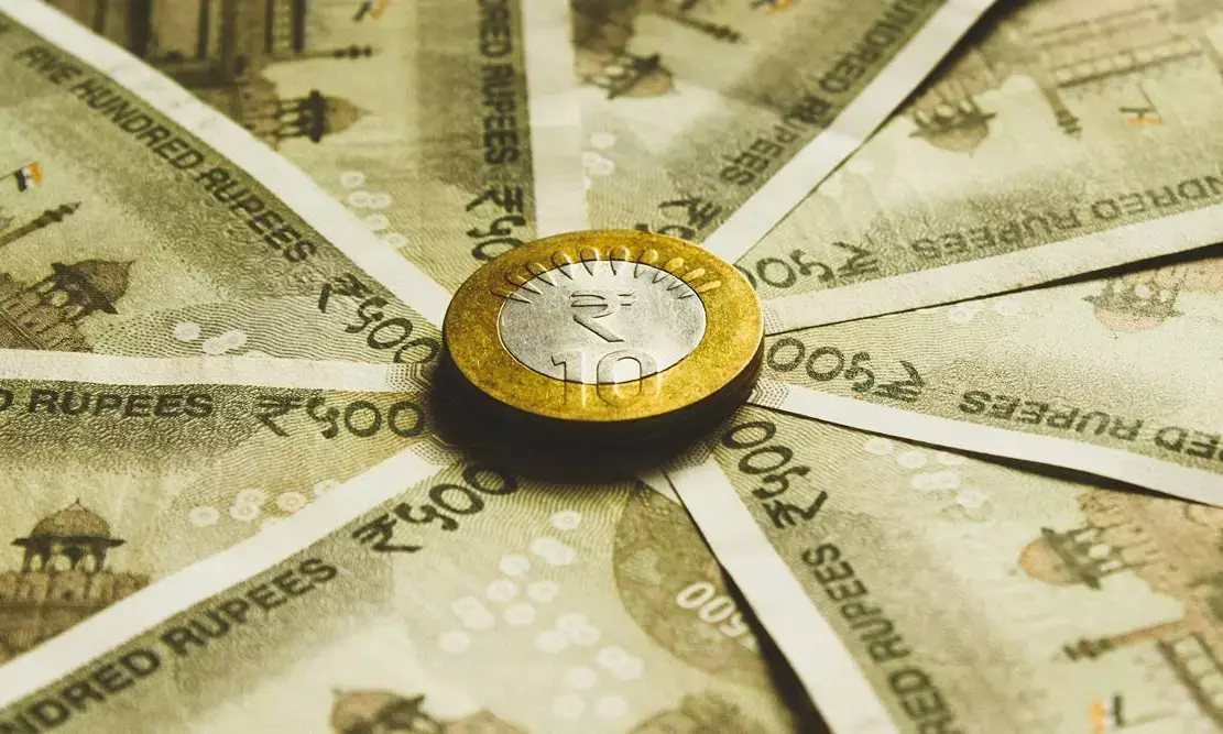 Rupee Slumps to Record Low of 91.56 Against Dollar Amid Global Risk Aversion