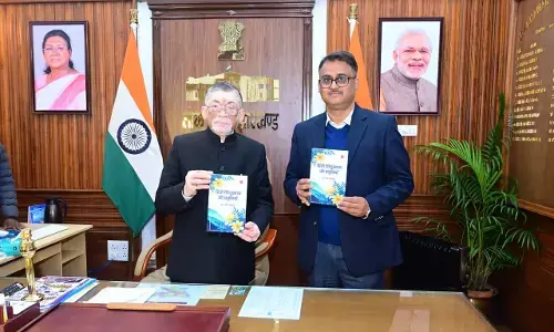 Governor Santosh Kumar Gangwar Releases Book on Hindi Children’s Poetry Traditions