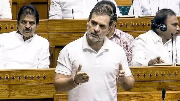Lok Sabha Erupts as Rahul Gandhi Attempts to Quote Former Army Chiefs Memoir Lok Sabha Erupts as Rahul Gandhi Attempts to Quote Former Army Chiefs Memoir