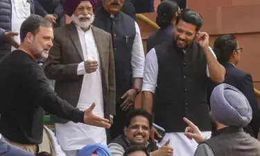 Rahul Gandhi Calls Ravneet Bittu Traitor Friend in Parliament Confrontation