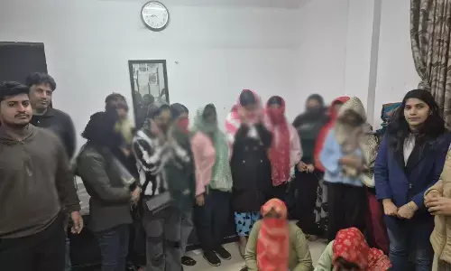 Delhi Police Bust Prostitution Racket in Dwarka, Rescue 11 Women Including Five Minors