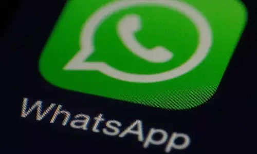 Russia Blocks WhatsApp Nationwide, Pushes State-Backed ‘MAX’ Messaging App