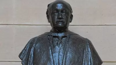 PM Modi Announces Removal of Edwin Lutyens Statue from Rashtrapati Bhavan, Rajaji to Be Honoured PM Modi Announces Removal of Edwin Lutyens Statue from Rashtrapati Bhavan, Rajaji to Be Honoured