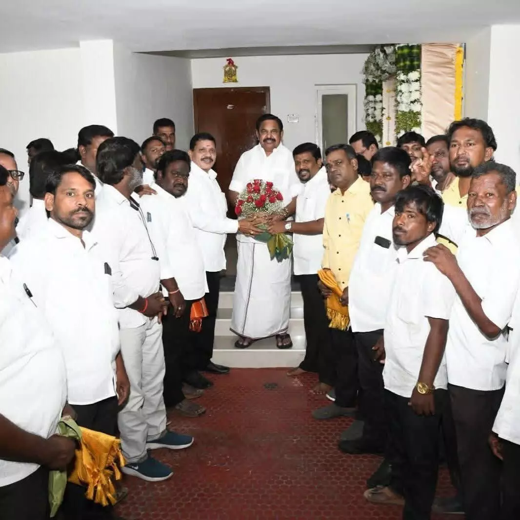 AIADMK Strengthens Election Alliance with Puratchi Thamizhagam; Key Seat-Sharing Talks Underway AIADMK Strengthens Election Alliance with Puratchi Thamizhagam; Key Seat-Sharing Talks Underway