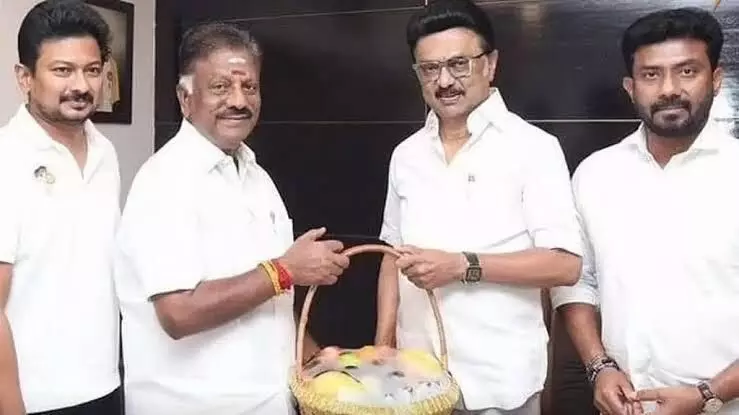 O Panneerselvam Joins DMK; Deputy General Secretary Post Likely, Key Role for Son Ravindranath O Panneerselvam Joins DMK; Deputy General Secretary Post Likely, Key Role for Son Ravindranath