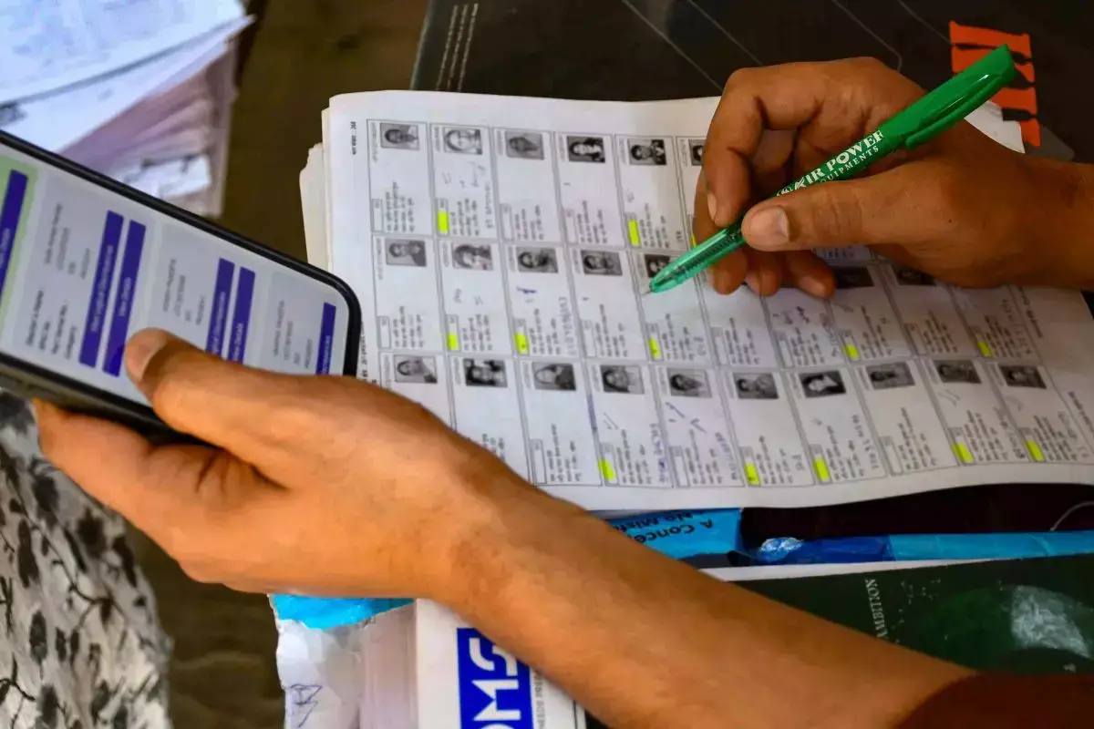 West Bengals Final Voter List Publication Begins; Hard Copies Up in Districts Before Online Release
