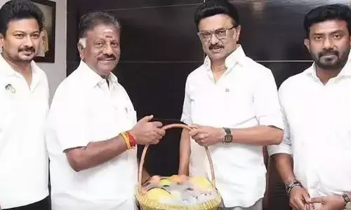 O Panneerselvam Joins DMK; Deputy General Secretary Post Likely, Key Role for Son Ravindranath O Panneerselvam Joins DMK; Deputy General Secretary Post Likely, Key Role for Son Ravindranath