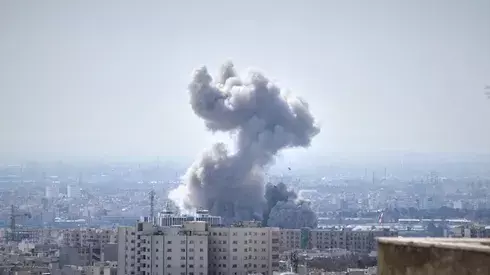 West Asia Erupts as Iran, Israel and US Exchange Strikes; Gulf Oil Routes and Airspace Hit