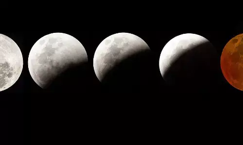 Total Lunar Eclipse Today: Blood Moon to Grace Indian Skies From 3:20 PM