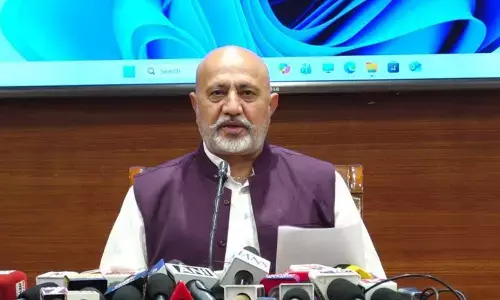 Baltej Singh Pannu Speaks to Ammy Virk, Assures Support Amid Gulf Crisis Baltej Singh Pannu Speaks to Ammy Virk, Assures Support Amid Gulf Crisis